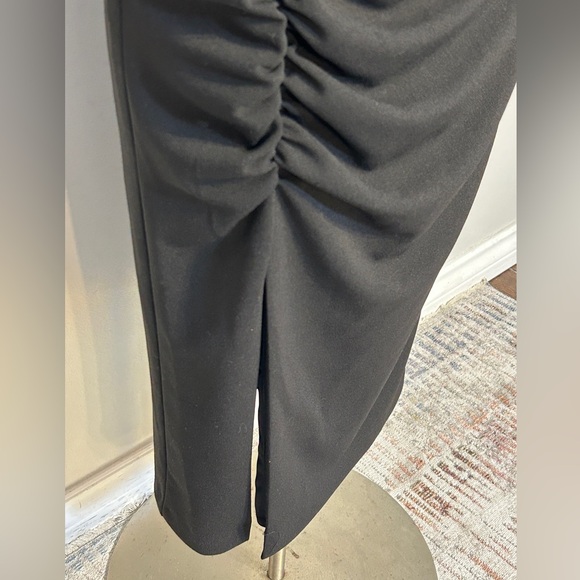 Black one shoulder cocktail dress NWT size 6 - Picture 5 of 12